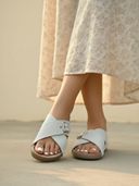 Beige color option, Sold out, Currently selected