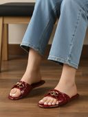 Maroon color option, Sold out, Currently selected