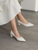 White color option, Sold out, Currently selected