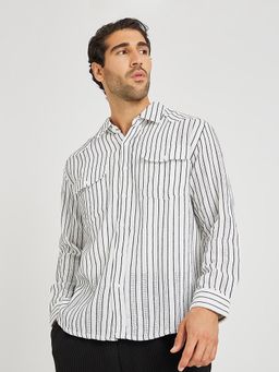 Styli - Men Yarn Dyed Striped Long Sleeve Relaxed White Shirt