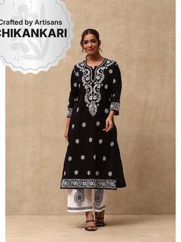 House of Chikankari - Black Irhaa Chikankari Cotton Kurta & Pant (Set of 2)