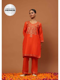 House of Chikankari - Hoc Crafts Art Silk Embroidered Zari Womens Knee Kurta with Pant - Orange