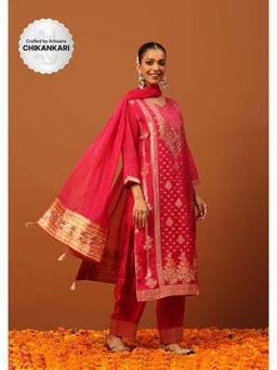 House of Chikankari - Crafts Jacquard Embellished Kurta with Pant and Dupatta - Pink