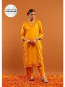 Mustard color option, Currently selected