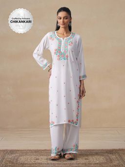 House of Chikankari - White Rayon Chikankari Womens Long Kurta with Pant