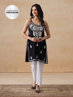 House of Chikankari - Rayon Chikankari Women's Short Kurta - Black