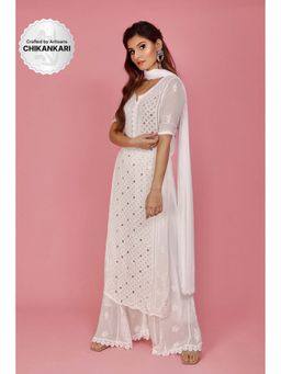 Label Aishwaryrika - LABEL AISHWARYRIKAa Ivy Chikankari Kurta-Sharara (Set of 3)