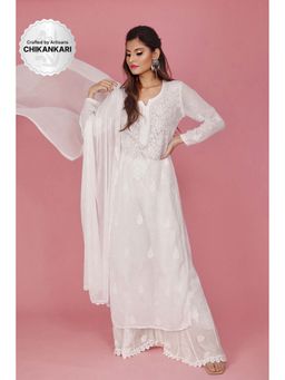 Label Aishwaryrika - LABEL AISHWARYRIKAa Luna Chikankari Kurta-Sharara (Set of 3)