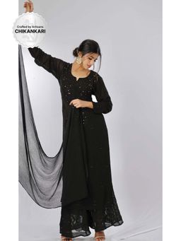 Label Aishwaryrika - Noir Chikankari Kurta