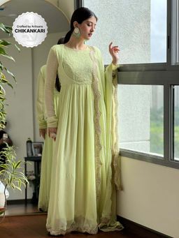 Label Aishwaryrika - Gemma Chikankari Mastani Anarkali Kurta (Set of 3)