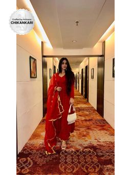 Label Aishwaryrika - Persian Maroon Chikankari Kurta With Palazzo And Dupatta (Set of 3)