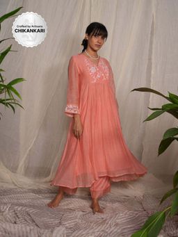 PANTS AND PAJAMAS - Peach Chikan Chanderi Mull Kurta & Cotton Silk Pant (Set of 2)