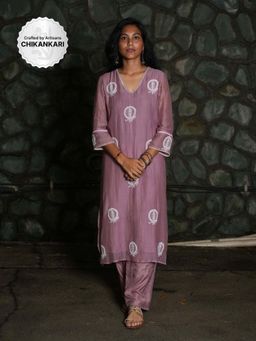 PANTS AND PAJAMAS - Lilac Chikan Chanderi Mull Kurta & Cotton Silk Pant (Set of 2)