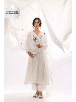PANTS AND PAJAMAS - White Printed Chanderi Mull Chikan Kurta with Pant & Dupatta (Set of 3)