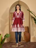 Maroon color option, Sold out, Currently selected