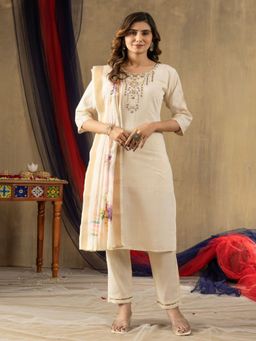 PMD FASHION - Women Off White Embroidered Kurta with Pant and Dupatta