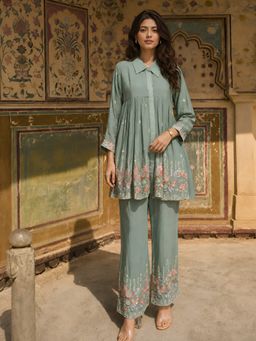 KAFTANIZE - Women Green Floral Embroidered Co-Ord Set