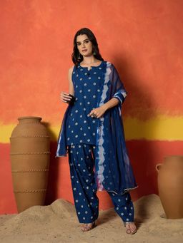 Stylum - Navy Blue Floral Printed Kurti With Farshi Salwar And Dupatta