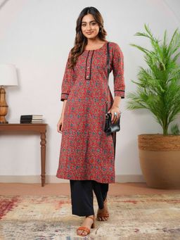 ARAMYA - Women Red Kantha Cotton Straight Floral Print Kurta with Pant