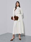Off White color option, Currently selected