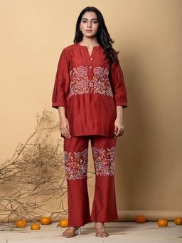 Readiprint - Women Red Embroidered Co-Ord (Set of 2)