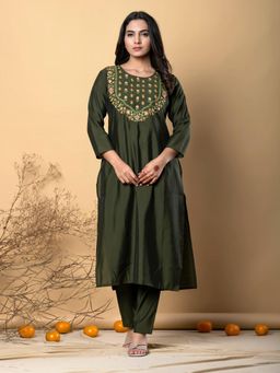 Readiprint - Women Green Embroidered Kurta with Palazzo (Set of 2)