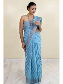 THE WEAVERS SHOP BY RAAVI - Blue Silk Blend Woven Saree with Unstitched Blouse
