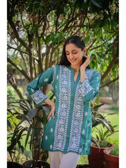 HOUSE OF KARI - Saba Embroidered Chikankari Short Kurti - Green