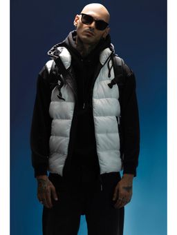 Snitch - White Puffer Sleeveless Detachable Hood Vest Jacket