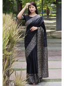 Black color option, Currently selected