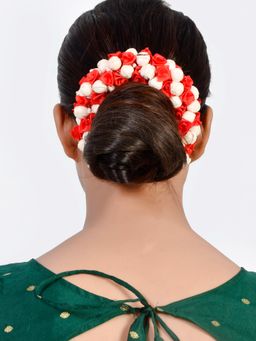 Silvermerc Designs - Red Floral And White Mogra Vein Hair Accessory