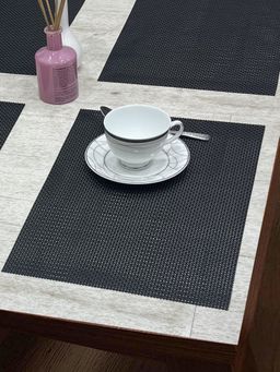 BIANCA - Woven Pvc Placemat for Dining Pack of 6 (Alpine) Black 6 Seater