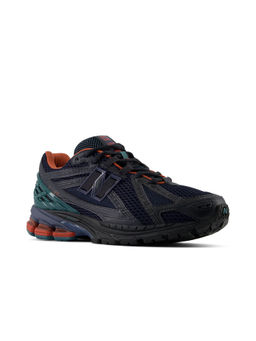 New Balance - Men Black Casual Sneakers