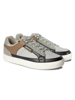 WOODLAND - Men Grey Sneakers