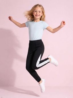 CHERRY CRUMBLE BY NITT HYMAN - Black Plain Regular Pant