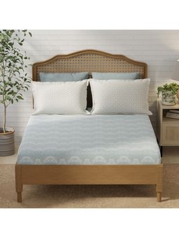 Layers - Pristine Cotton Blue Floral Fitted Bedsheet with 2 Pillow Covers (King)