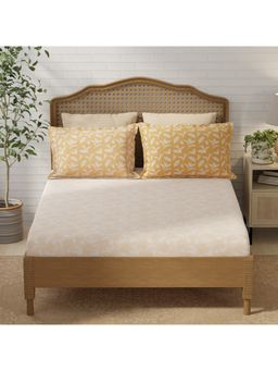 Layers - Pristine Cotton Peach Floral Fitted Bedsheet with 2 Pillow Covers (King)