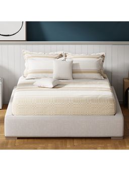 Boutique Living - Royal Essence Fashion Colours Cotton Beige & White Geometrical Bedsheet Set (King)