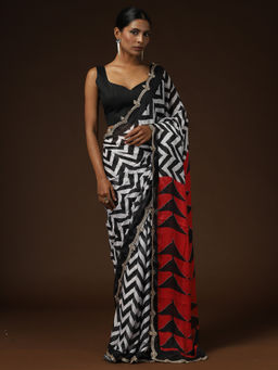 Sareemall - Women Pure Georgette White Printed Designer Saree With Unstitched Blouse