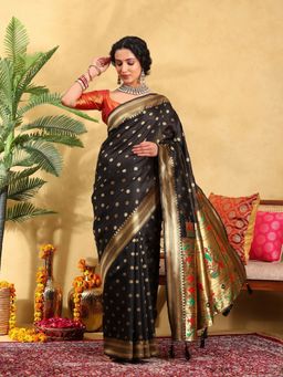 Garden VARELI - Women Silk Blend Woven Design Black Banarasi Saree with Unstitched Blouse