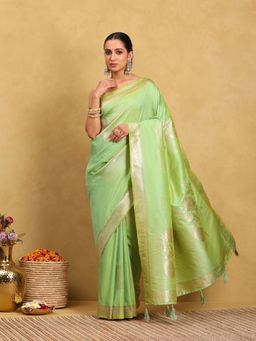 Garden VARELI - Women Silk Blend Woven Design Green Banarasi Saree with Unstitched Blouse
