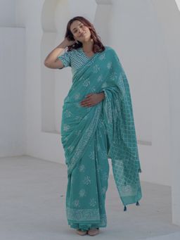 Sooti Syahi - Women Teal Florals Hand Block Mul Cotton Saree with Unstitched Blouse