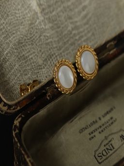 AQUASTREET - White Shell Oval Stud Earrings 18K Gold Plated Waterproof Anti-Tarnish