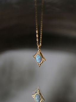 AQUASTREET - Round Opal Blue Pendant Necklace 18K Gold Plated Waterproof Anti-Tarnish