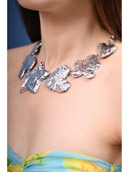 HOUSE OF SAL - Silver Toned Raised Flower Necklace
