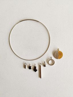 DE'ANMA - Silver Choker with Charms