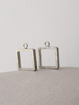 DE'ANMA - Silver Square Charm