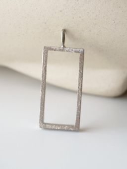DE'ANMA - Silver Rectangle Frame Pendant