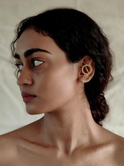 DE'ANMA - Gold Arcus Ori Ear Cuff
