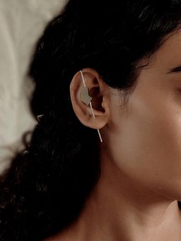 DE'ANMA - Silver Arcus Sakondu Ear Cuff